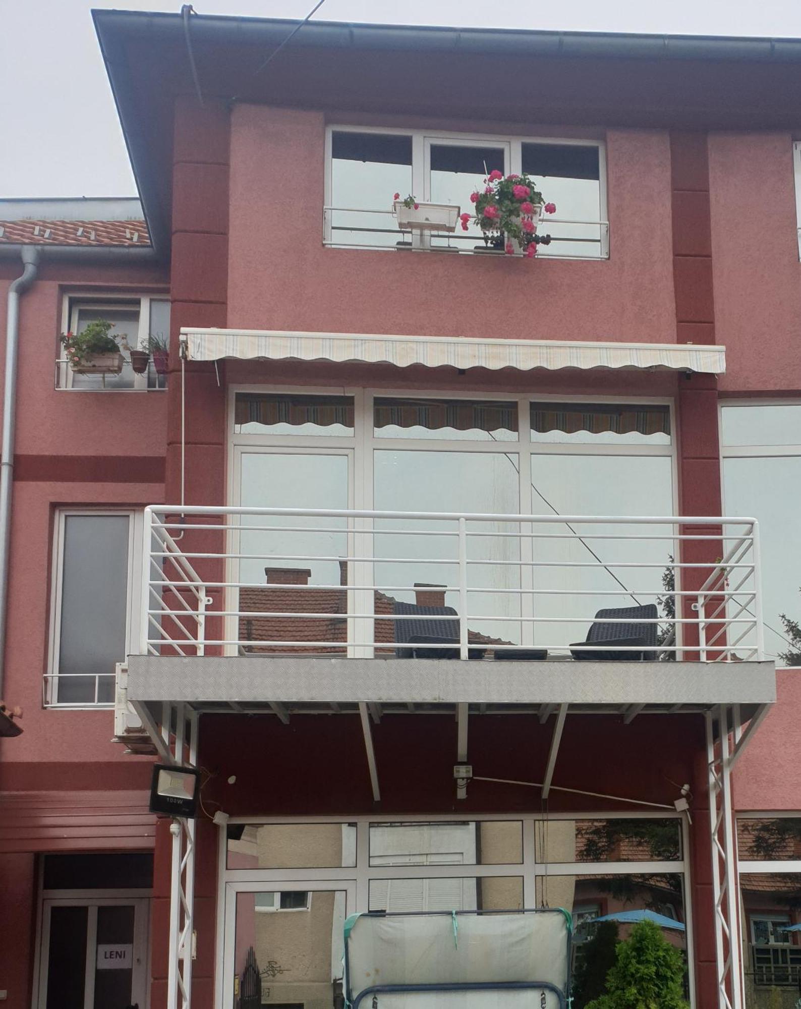 Apartman Leni2 U Centru Zajecara Exterior foto
